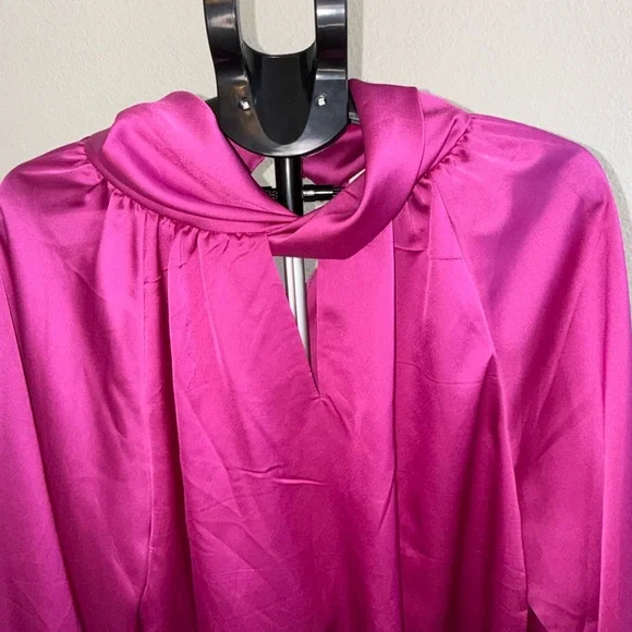 Impressions Vibrant Pink Blouse - Picture 2 of 8